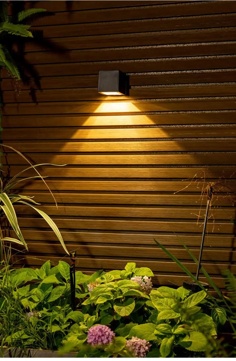 2/4PCS LED Sončno Svetlobo na Prostem Vrt Kvadratnih Stenske Svetilke sončna Svetloba Senzor Nepremočljiva Dvorišče Dvorišče Balkon Ograja, Dekoracija Žarnice5